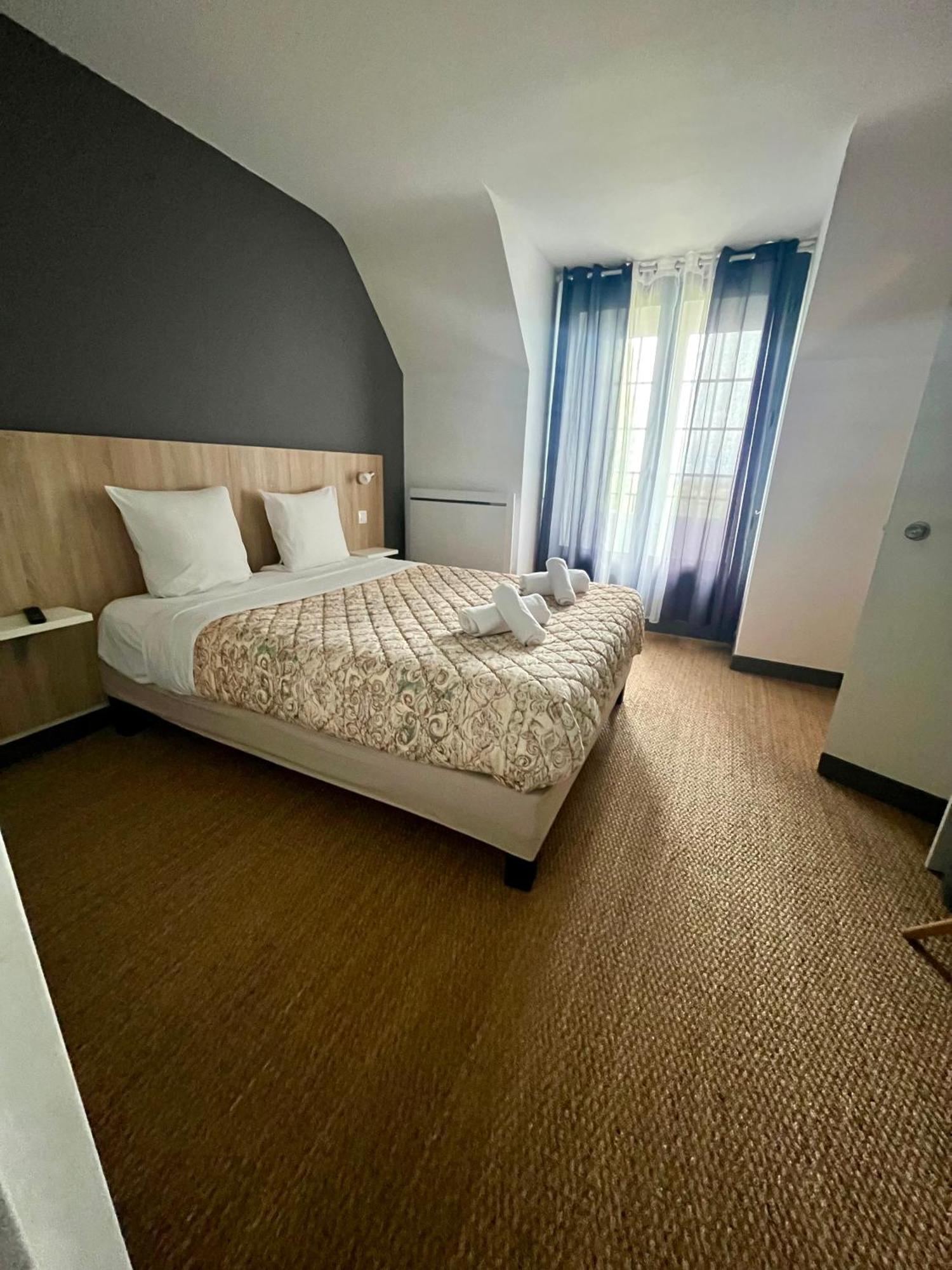 Domaine De L'Orisse Hotel Varennes-sur-Allier Ngoại thất bức ảnh