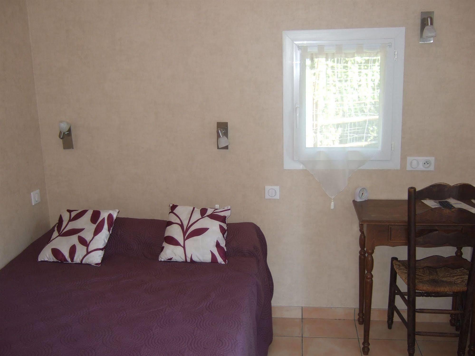Domaine De L'Orisse Hotel Varennes-sur-Allier Ngoại thất bức ảnh