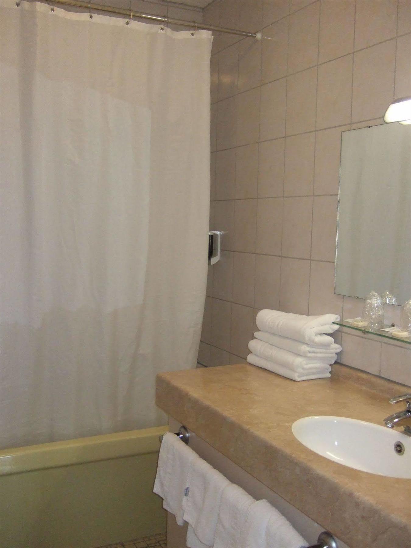 Domaine De L'Orisse Hotel Varennes-sur-Allier Ngoại thất bức ảnh